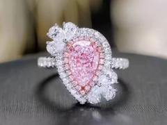 ল্যাব উত্থিত গোলাপী হীরা